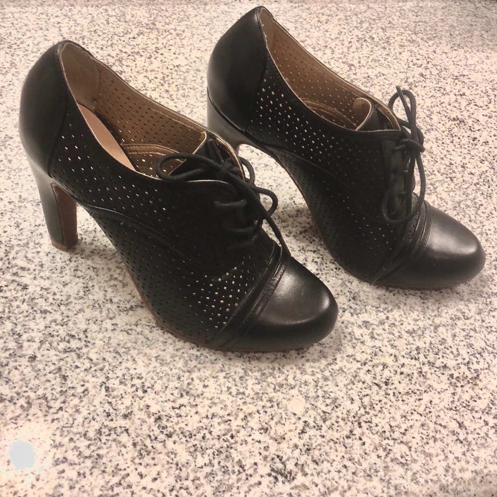 Audrey Brooke Heels